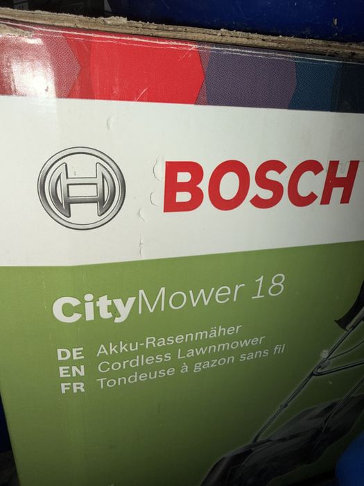 Vand masina de tuns bosh pe acumulator noua