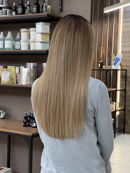 Наращивание волос от топовых мастеров