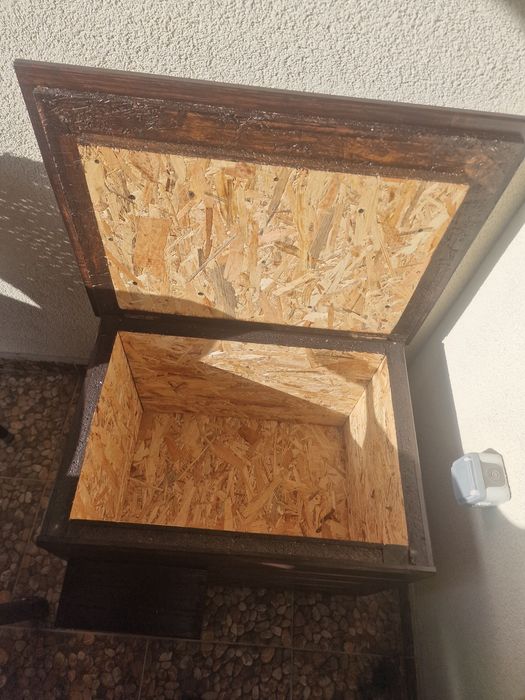 Casuță pentru pisică