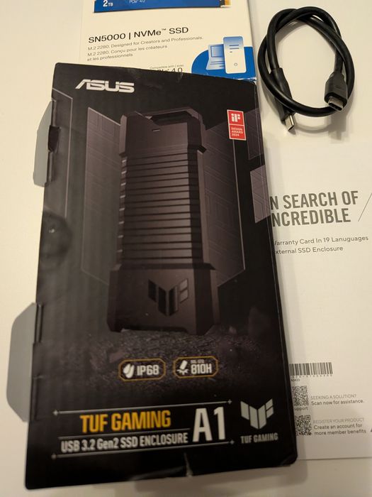 Rack SSD Asus Tuf Gaming și SSD WD Blue M2 2TB