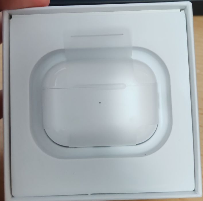Airpods Pro 2 USB-C și anc