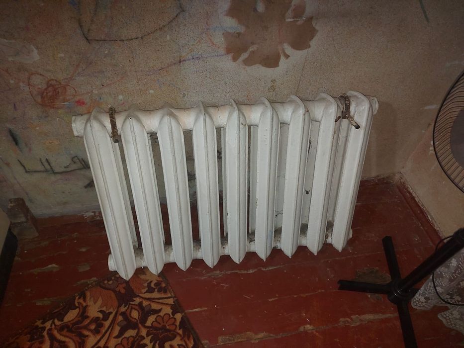 Продам батарею б/у