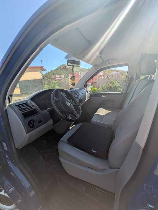 Masina Volkswagen T5
