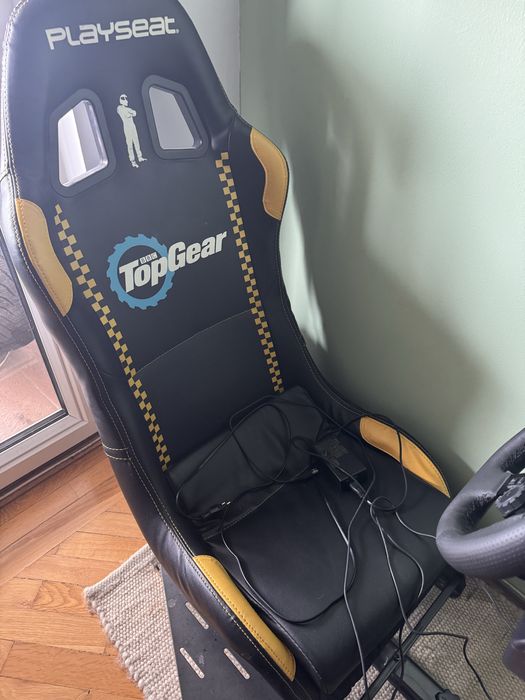 Logitech G923 (pc/ps5) + Playseat + schimbator + mount schimbator