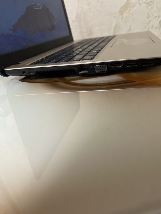 Продам Ноутбук Asus.