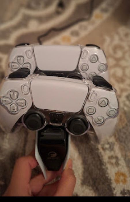 Пс5 сатылады  в хорошем состоянии