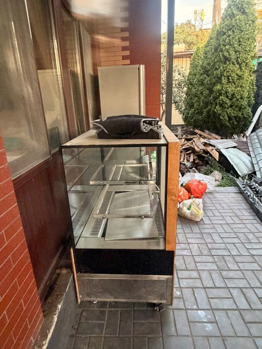 кондитерский холодильник