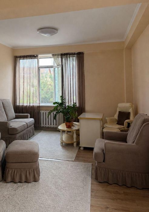 Продам 4 х комнатную квартиру