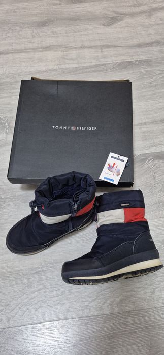 Тёплая детская обувь.