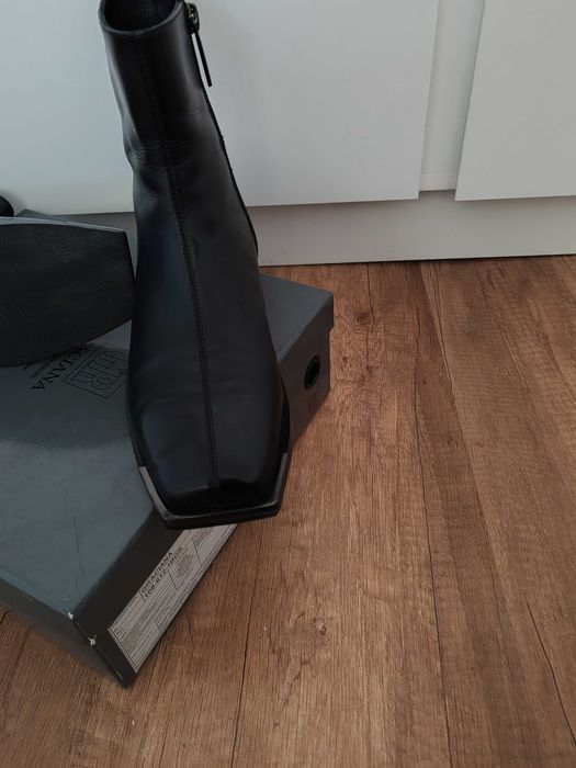Ghete din piele mărimea 38