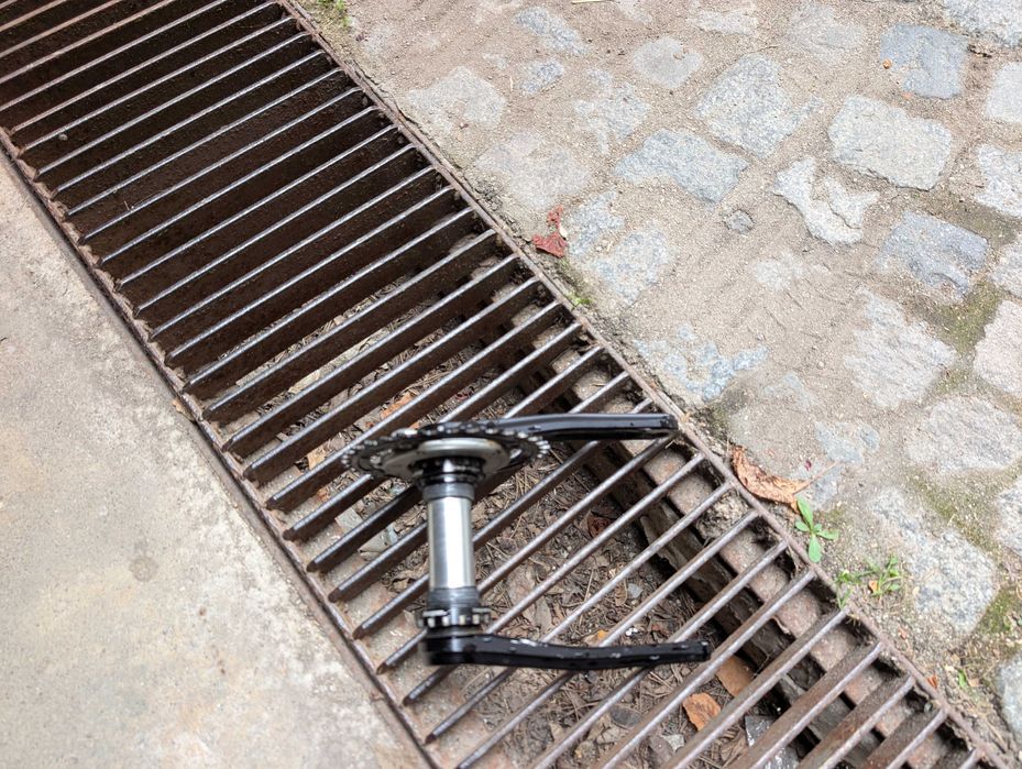 Шок , курбели, шини, бар и водач