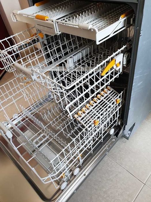 Inox Miele Auto Open QuickPower Wash Съдомиялна - Частично Вграждане