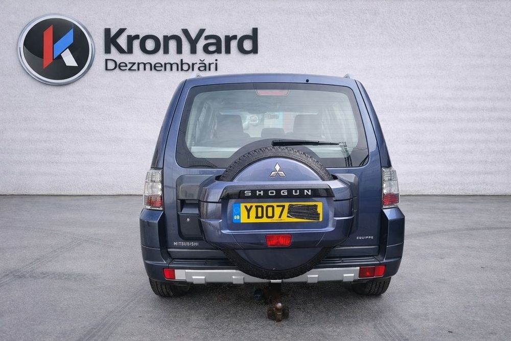 Dezmembrari dezmembrez  Mitsubishi Shogun Pajero 2006 - 2011 3.2 D 4M41