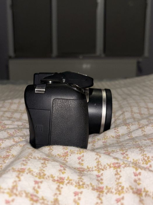 Камера olympus 26 optical wide zoom като чисто нова без забележки