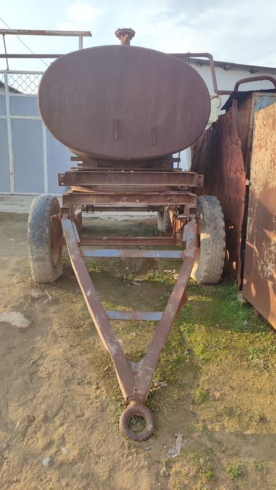 20млн сум. 5 тонна бочка прицеп. Тешик емас сув ташилган