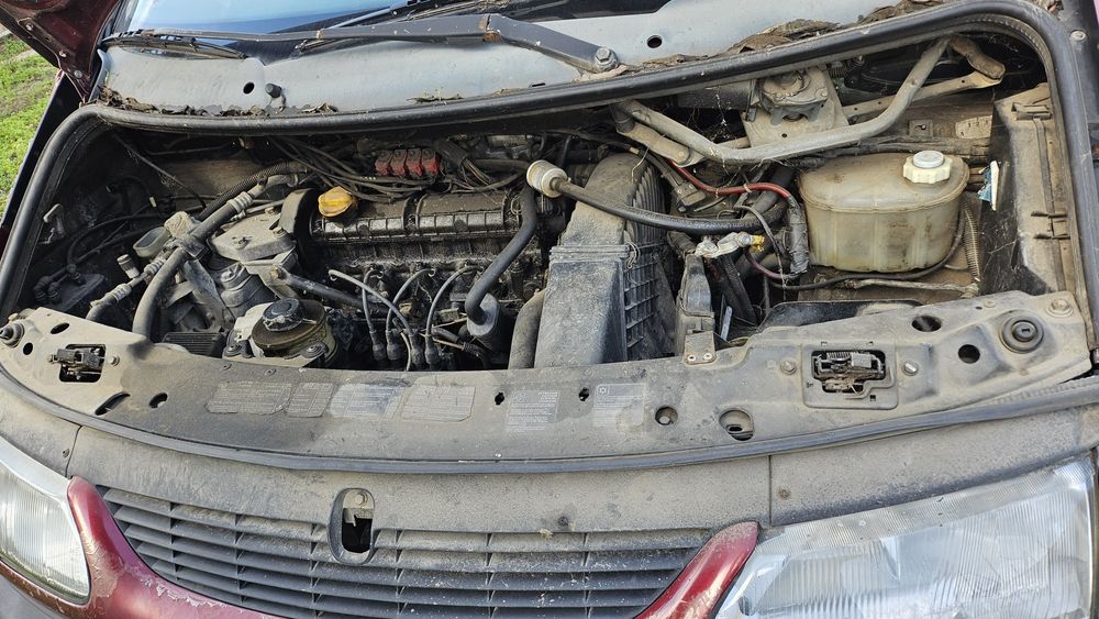 Продавам Рено Еспейс