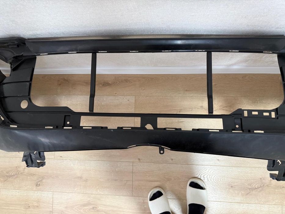 Передний бампер camry 55