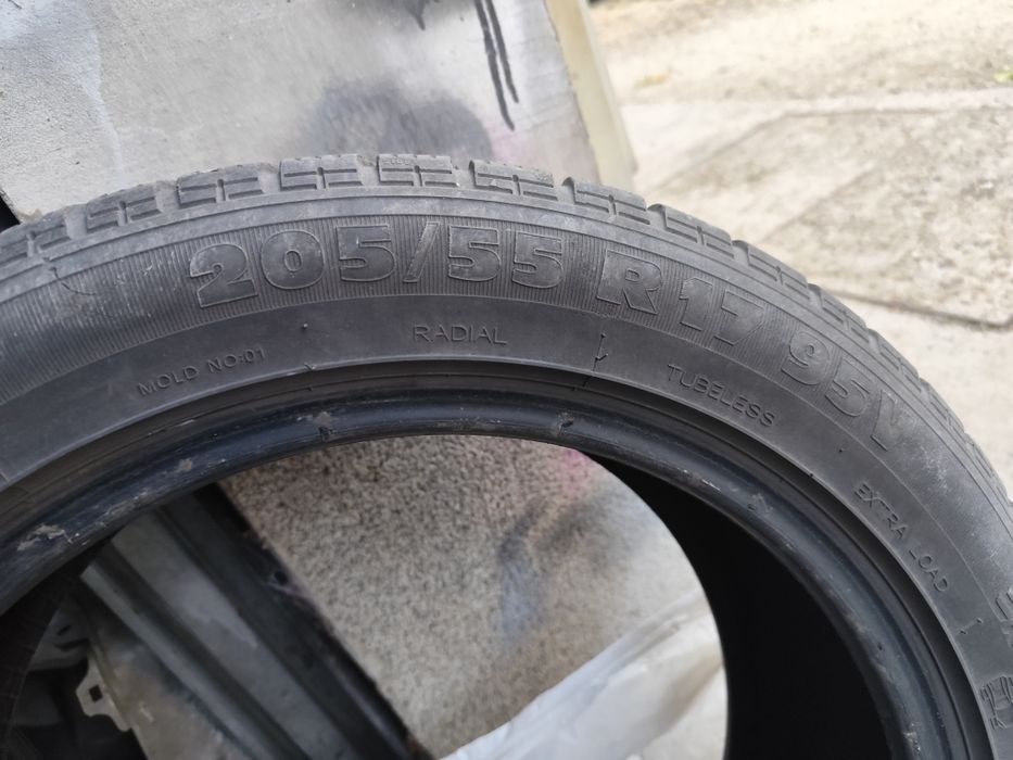 Продавам 4 броя гуми kormoran snowpro