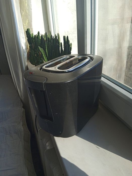 Тостер Phillips  продам