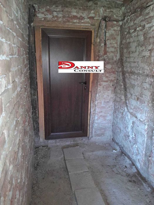 Продава се Къща в с. Крамолин, Област Габрово - 100 кв.м за 230 €/кв.м - Снимка #11