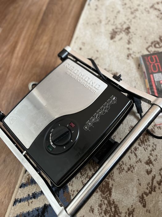 Redmond ( гриль духовка )