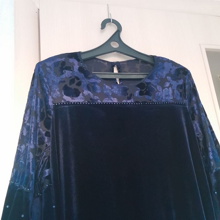 Платье велюровое нарядное