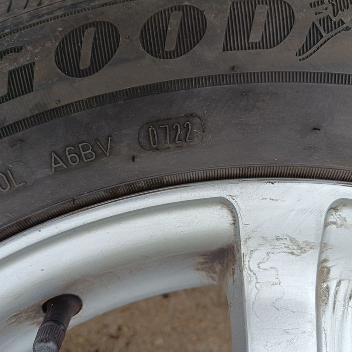 Лети джанти с гуми 215/65R16C