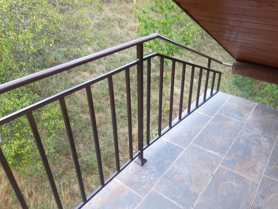 Врати,Огради,Стълбища,Парапети,Навеси