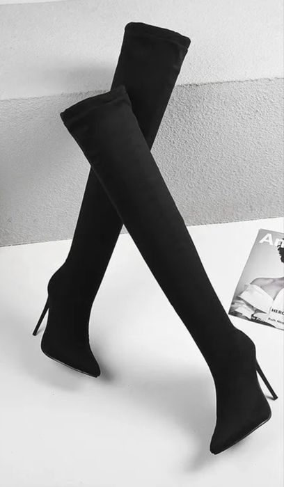 Нови чизми от велур