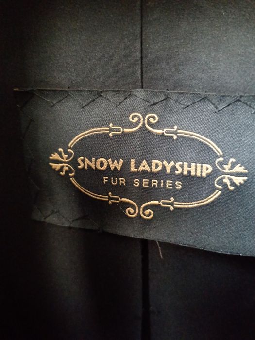 Продам норковую шубу