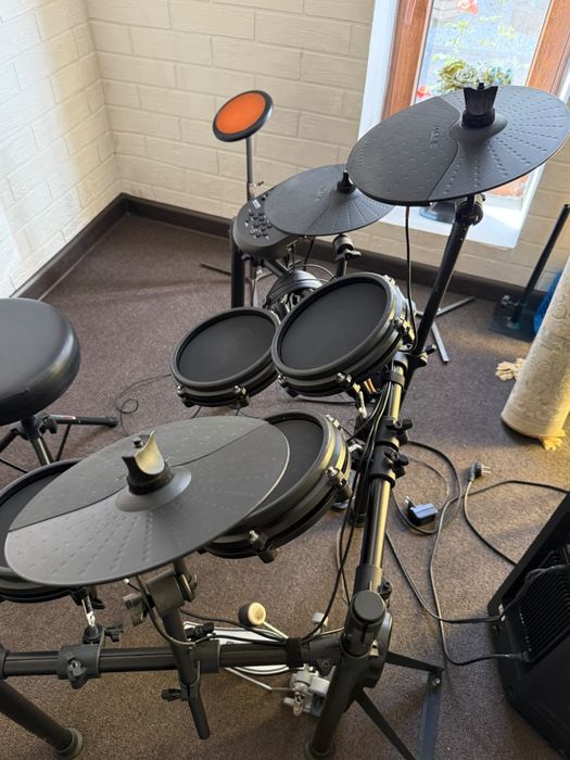 alesis электр барабаны