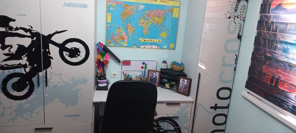 3 хонали Евроремонт уй 2 этажда (3/2/7)  Сотилади, Янгийул ш. Массив