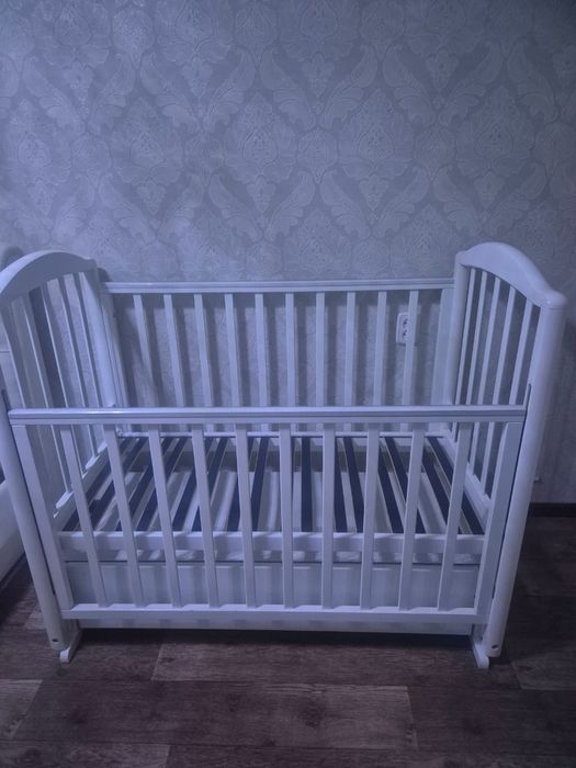 Срочно Продаю кроватку