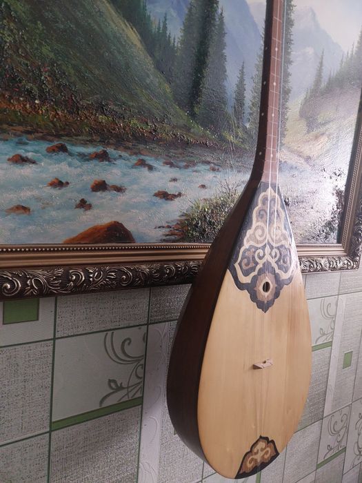 Домбыра  с отличным звучанием