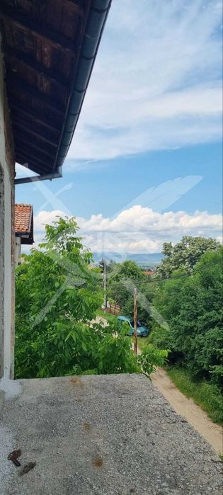 Продава се Къща в Банкя - 544 кв.м за 616 €/кв.м - Снимка #1