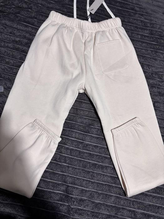 Pantaloni Essentials M