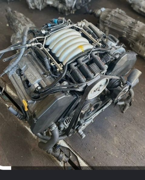 Двиготель audi 2.8