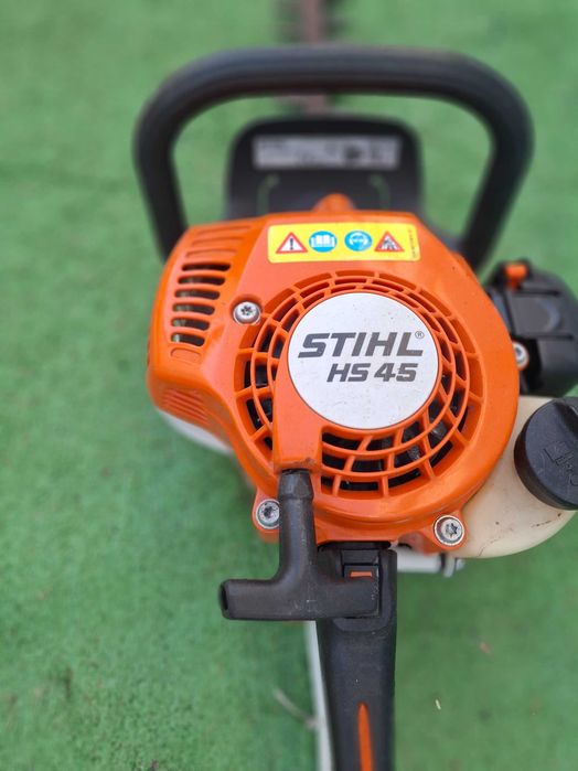 Бензинов храсторез Stihl HS 45