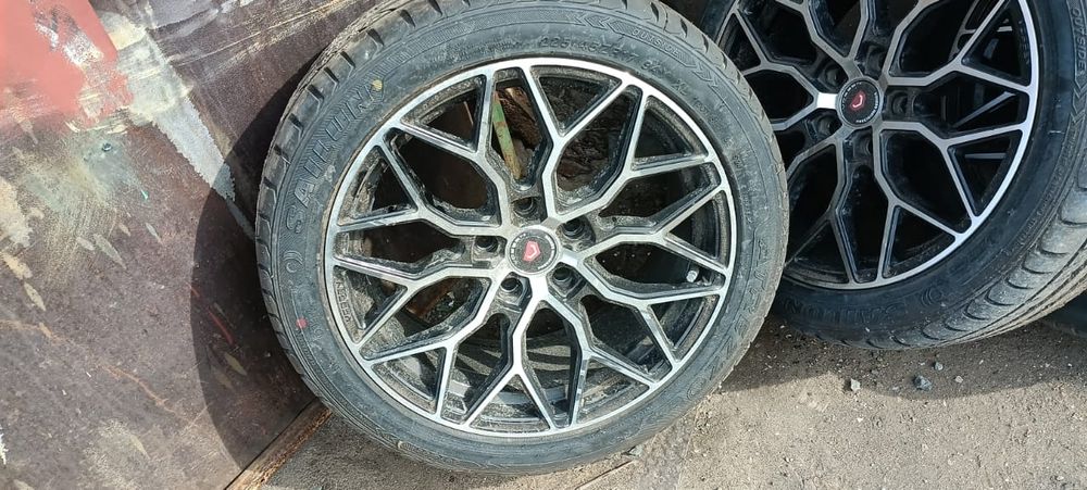 На Ауди 5 х112 на 17 колеса