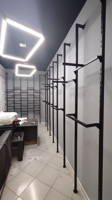 Стеллаж вешалка полки