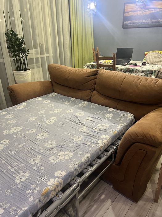 Диван б/у Ariba Верона 210см