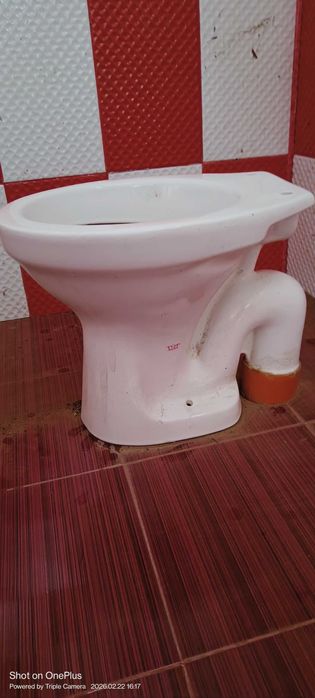 Chiuveta și vas wc