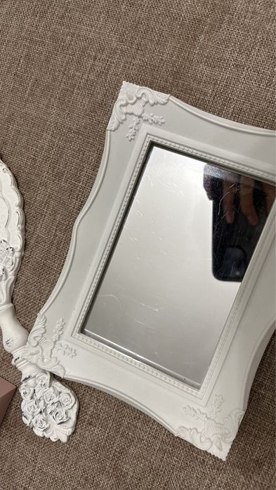 2 рамки и зеркало