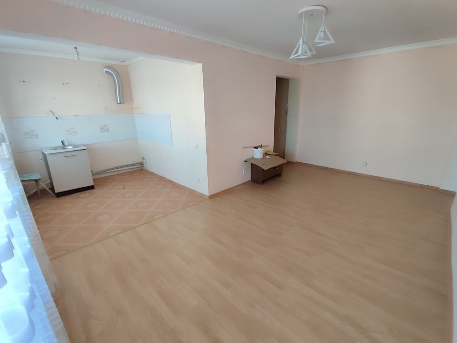 3-комн кв (1-40, 4 эт)