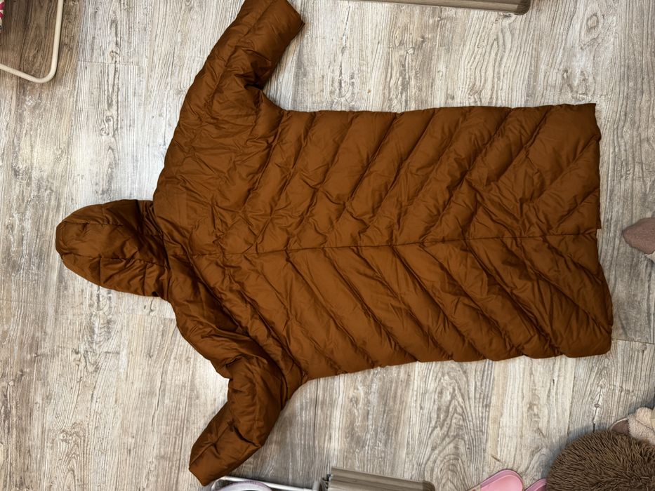 Кафяво зимно яке
