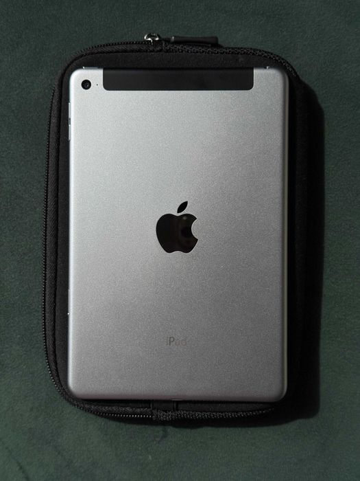 iPad Mini 4 128GB Cellular – Stare Perfectă