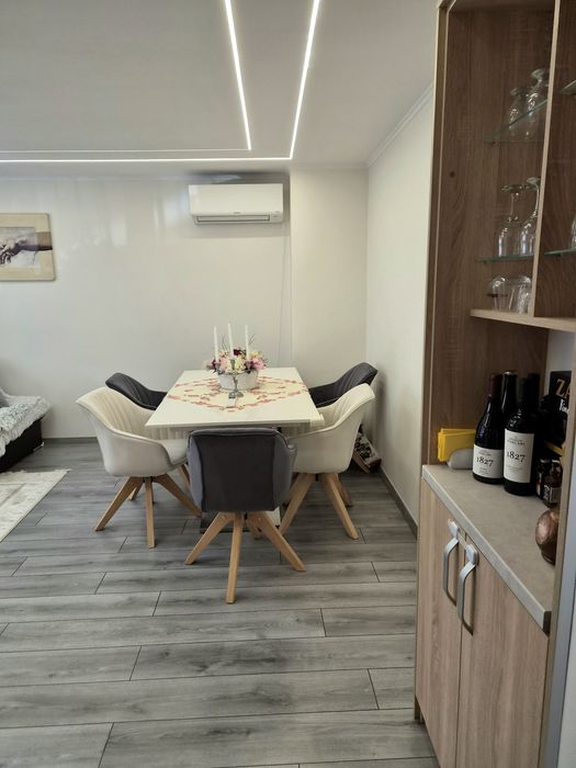 De vanzare, Apartament 4 camere Micro 17, Satu Mare