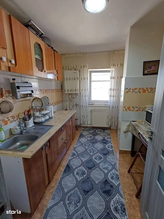 De vanzare apartament cu 2 camere și balcon,bucătărie spatioasa 46000e