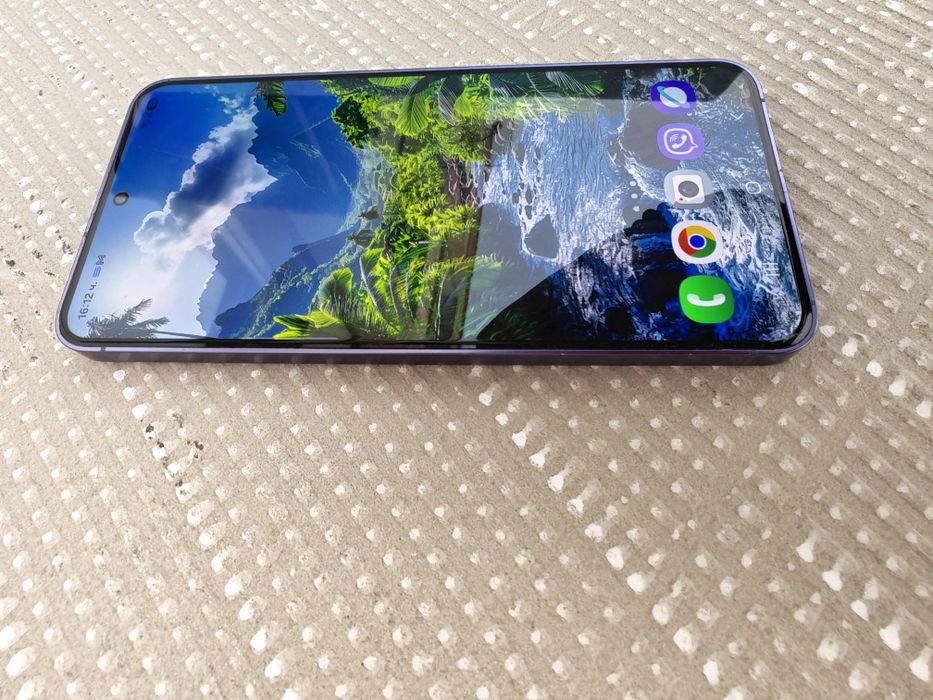 Samsung S24 , 256 GB , 8 GB RAM