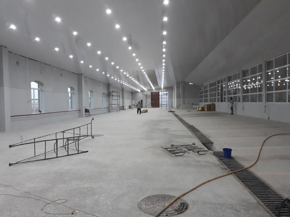 Савдо биноси ижара берилади  эски шаҳарда жойлашган  3000.Мк